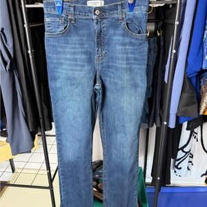 Abercrombie 90’s High Rise Straight